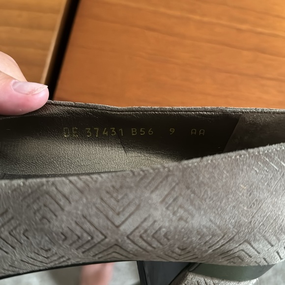 SALVATORE FERRAGAMO Suede Brown Leather Square Toe Pumps - Picture 7 of 9